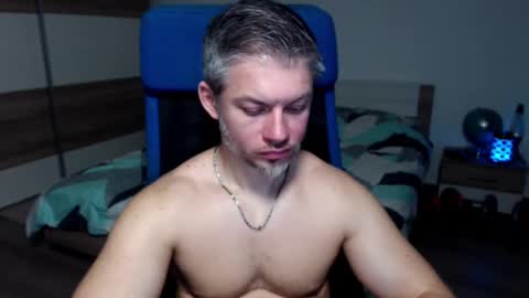 Snapshot of robbyshawz chatting on 01.28.25 robbyshawz online show from 01.28.25