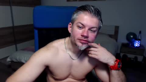 Snapshot of robbyshawz chatting on 02.06.25 robbyshawz online show from 02.06.25