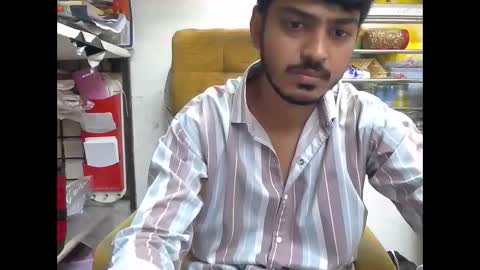 Snapshot of robertsalia220 chatting on 09.29.25 Robertsalia online show from 09.29.25