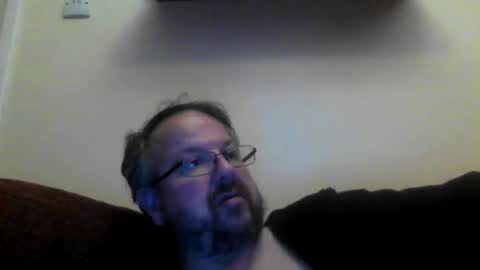 Snapshot of robx32 chatting on 01.06.25 Rob online show from 01.06.25