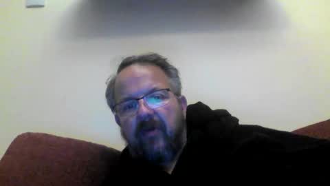 Snapshot of robx32 chatting on 10.11.25 Rob online show from 10.11.25