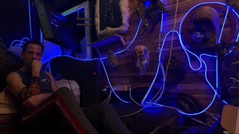 Snapshot of rockemx chatting on 01.15.25 rockemx online show from 01.15.25