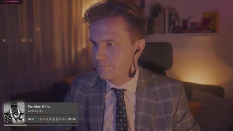 Rocket Bunny online show from 10.16.25