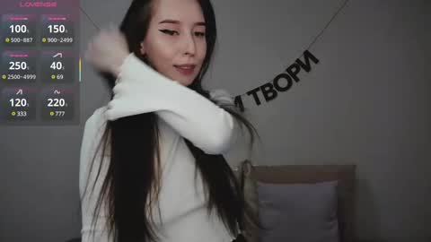 rocketsgirl online show from 02.25.25