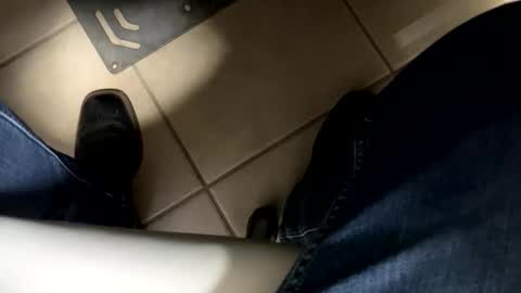 Snapshot of rockinhardd4u chatting on 11.17.25 rockinhardd4u online show from 11.17.25