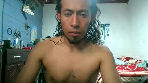 rockylittle10 online show from 10.31.25