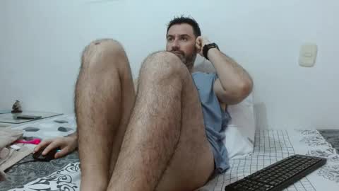 Snapshot of rodher81 chatting on 01.08.25 Rod online show from 01.08.25