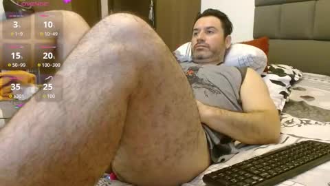 Snapshot of rodher81 chatting on 10.22.25 Rod online show from 10.22.25