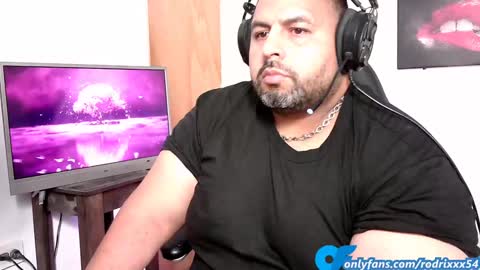 Snapshot of rodrixxx54 chatting on 01.08.25 rodrixxx54 online show from 01.08.25