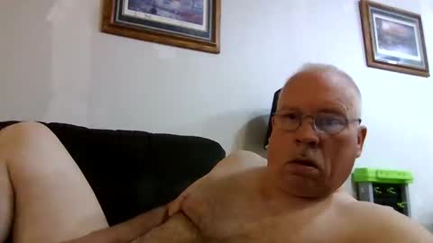 Snapshot of rodstud641 chatting on 10.20.25 rodstud641 online show from 10.20.25