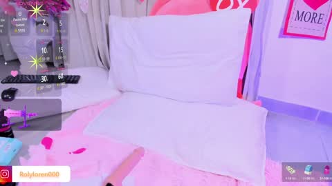 Snapshot of rolyloren chatting on 02.08.25 Marcela online show from 02.08.25