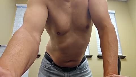 Snapshot of romanteeks chatting on 02.13.25 romanteeks online show from 02.13.25