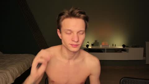 Snapshot of romeo_mercy chatting on 12.03.24 Romeo online show from 12.03.24