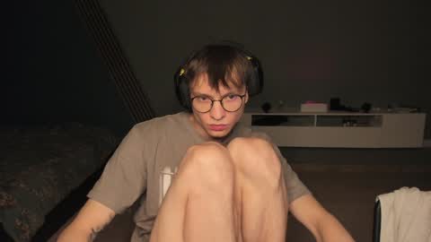 Snapshot of romeo_mercy chatting on 12.19.24 Romeo online show from 12.19.24