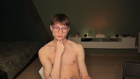 Snapshot of romeo_mercy chatting on 12.20.24 Romeo online show from 12.20.24