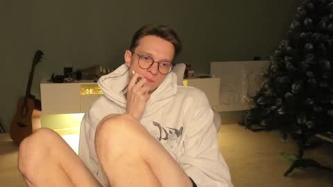 Snapshot of romeo_mercy chatting on 12.26.24 Romeo online show from 12.26.24