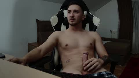 Snapshot of room4all chatting on 12.23.24 ionut online show from 12.23.24