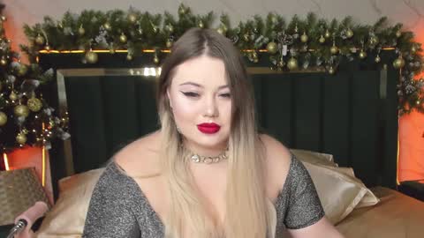 Chloe online show from 12.25.24