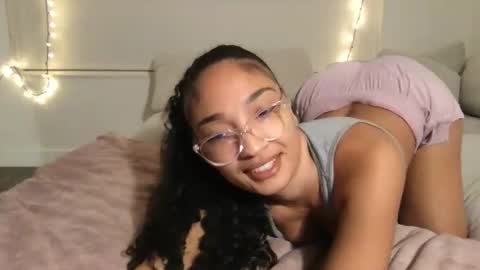 Rosalina online show from 11.19.25