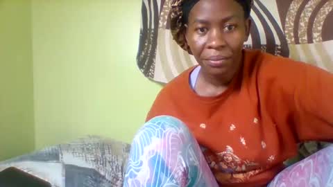 Snapshot of rose_coco chatting on 10.12.25 rose_coco online show from 10.12.25