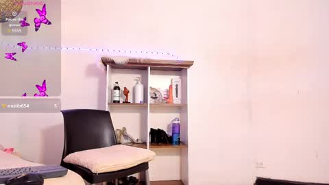 Snapshot of rose_sscott chatting on 02.19.25 Jhoan Alexis online show from 02.19.25