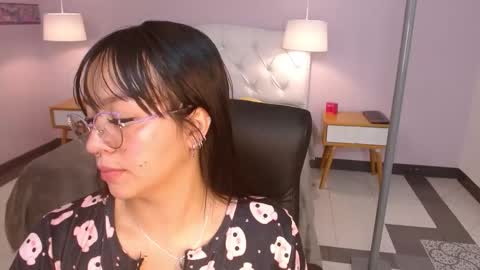 sofia online show from 10.16.25