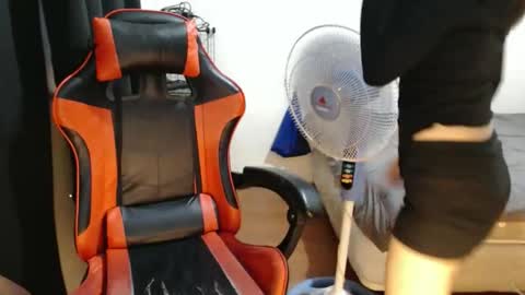 rosemae07 online show from 10.27.25