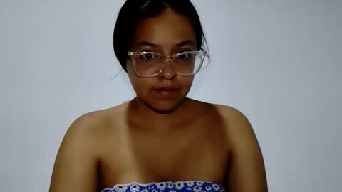 Snapshot of roseviole chatting on 11.10.25 Roseviole online show from 11.10.25