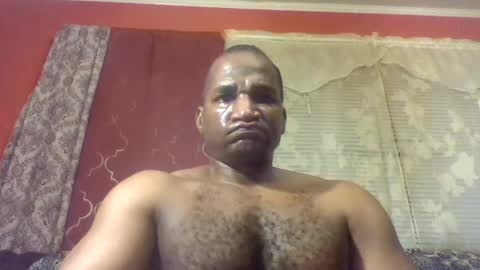 Snapshot of roshun69 chatting on 10.11.25 Roshun Haynes online show from 10.11.25