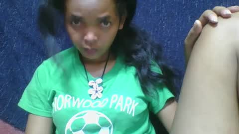 Snapshot of rosia685234 chatting on 02.16.25 rosia685234 online show from 02.16.25