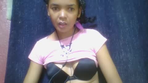 Snapshot of rosia685234 chatting on 02.20.25 rosia685234 online show from 02.20.25