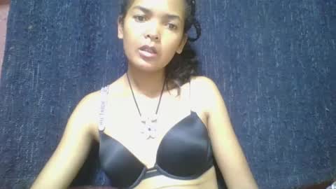 Snapshot of rosia685234 chatting on 02.23.25 rosia685234 online show from 02.23.25