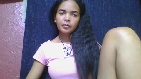 Snapshot of rosia685234 chatting on 02.26.25 rosia685234 online show from 02.26.25