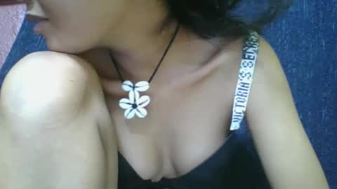Snapshot of rosia685234 chatting on 03.02.25 rosia685234 online show from 03.02.25
