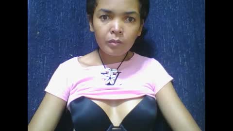 Snapshot of rosia685234 chatting on 03.11.25 rosia685234 online show from 03.11.25