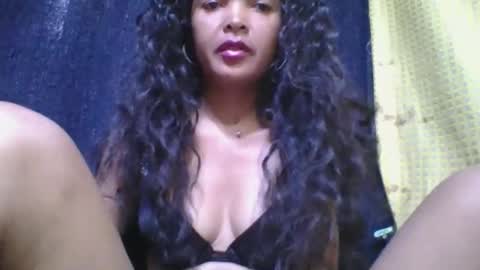 Snapshot of rosia685234 chatting on 09.17.25 rosia685234 online show from 09.17.25