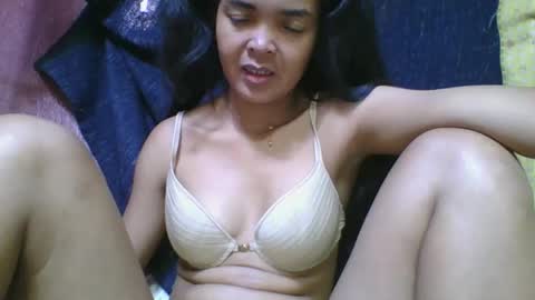 rosia685234 online show from 10.27.25