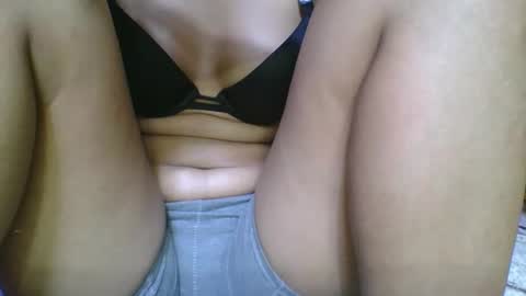 rosia685234 online show from 11.27.25