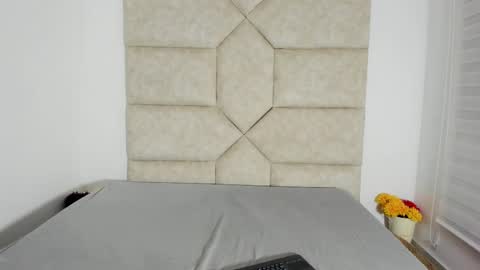 Snapshot of rosse_evans_3 chatting on 09.22.25 rosse_evans_3 online show from 09.22.25