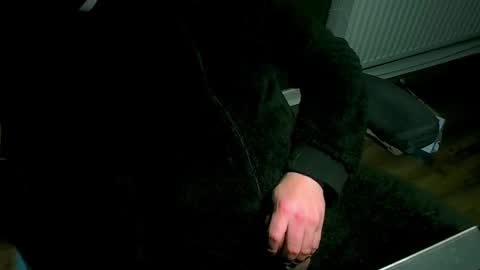 Snapshot of roughwonder chatting on 03.02.25 Luke online show from 03.02.25