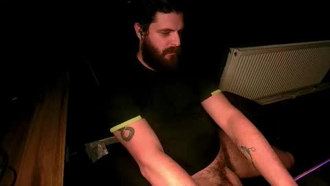 Snapshot of roughwonder chatting on 09.16.25 Luke online show from 09.16.25