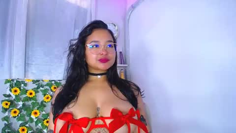 Snapshot of rous_25 chatting on 12.28.24 rous_25 online show from 12.28.24