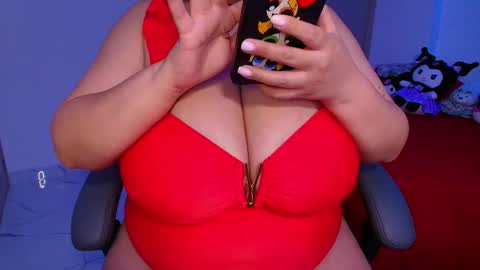 Snapshot of rousrossell_4 chatting on 10.18.25 Call me Rous online show from 10.18.25