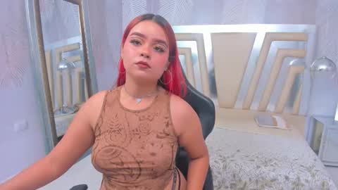 Snapshot of roussmegan chatting on 10.14.25 RoussMegan online show from 10.14.25