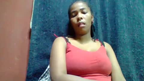 Snapshot of rovaelyah chatting on 09.26.25 rovaelyah online show from 09.26.25