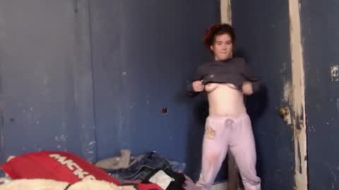 Snapshot of roxanneroulette chatting on 01.12.25 Silver online show from 01.12.25