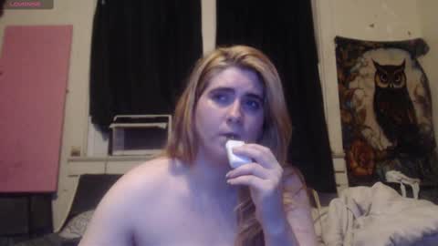 Snapshot of roxanneroulette chatting on 09.28.25 Silver online show from 09.28.25