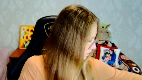 roxie_shy online show from 10.01.25