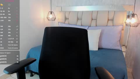 Roxie  online show from 12.19.24