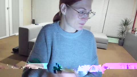 Snapshot of roxxxco chatting on 01.24.25 Tatyana online show from 01.24.25
